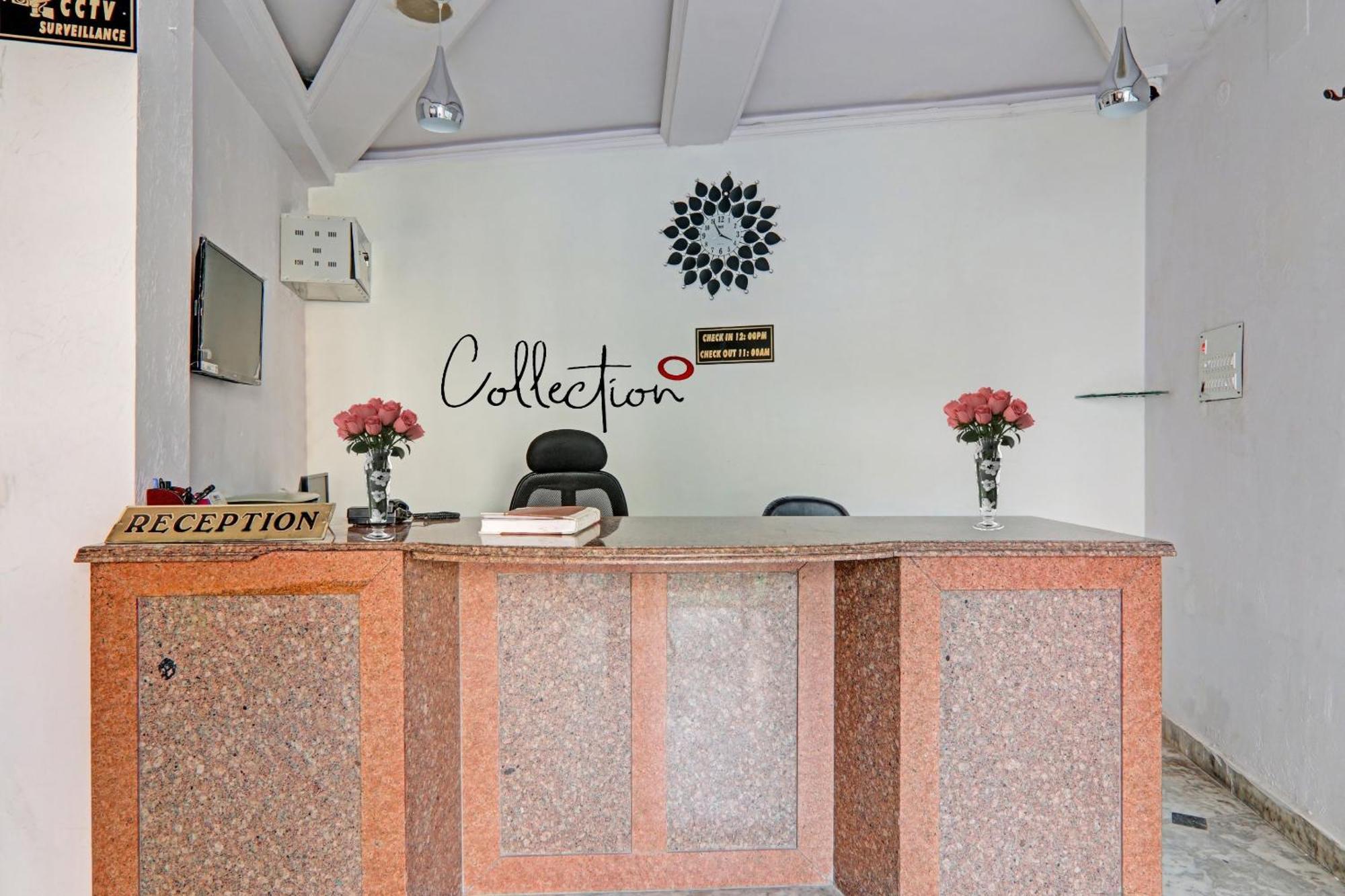 Collection O Premier Near Hazratganj Hotel Lakhnau Kültér fotó